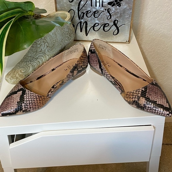 Call it Spring Vegan Snake Skin Flats (6) - Picture 5 of 8